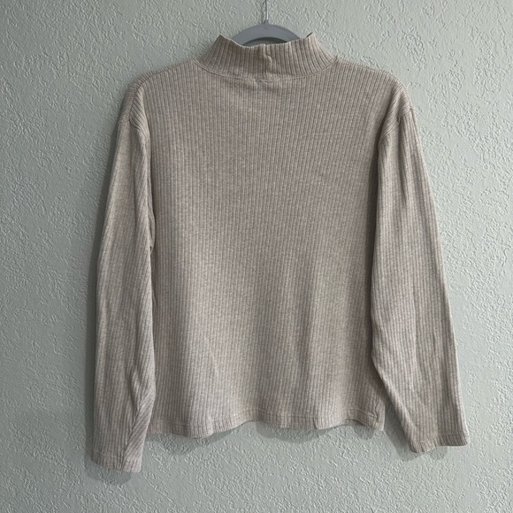 Disney Winnie the Pooh Ribbed Mock Neck Sweatshirt Beige Size L - Picture 5 of 10